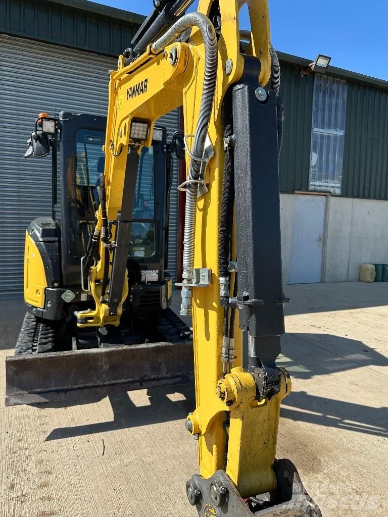 Yanmar voi33 Mini Excavators <7t (Mini Diggers)