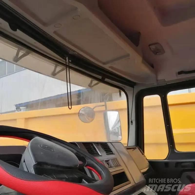 Shacman F3000 6X4 Conventional Trucks / Tractor Trucks