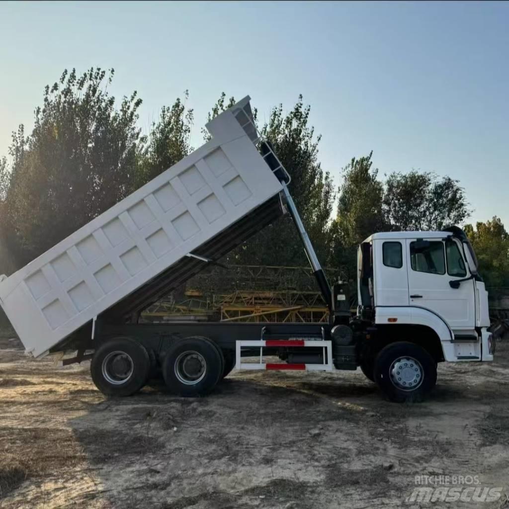 Howo 371 6X4 Dump Trucks