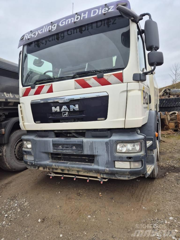 MAN TGM 18.290 Sweeper trucks