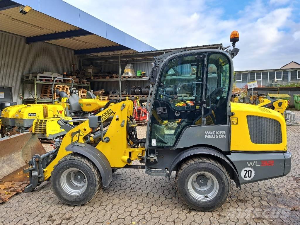 Wacker Neuson WL32 Wheel Loaders