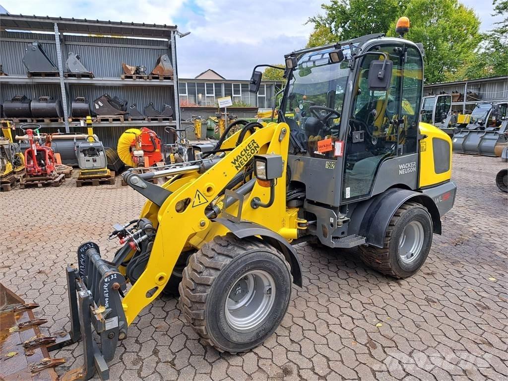 Wacker Neuson WL32 Wheel Loaders