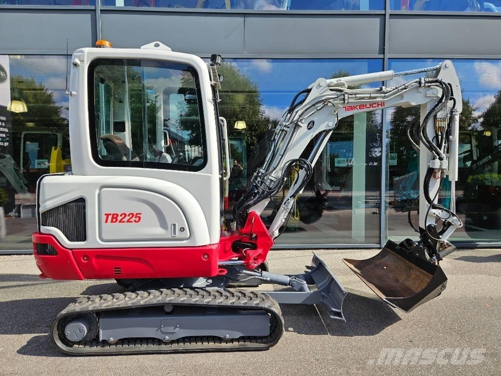 Takeuchi TB 225 Mini Excavators <7t (Mini Diggers)