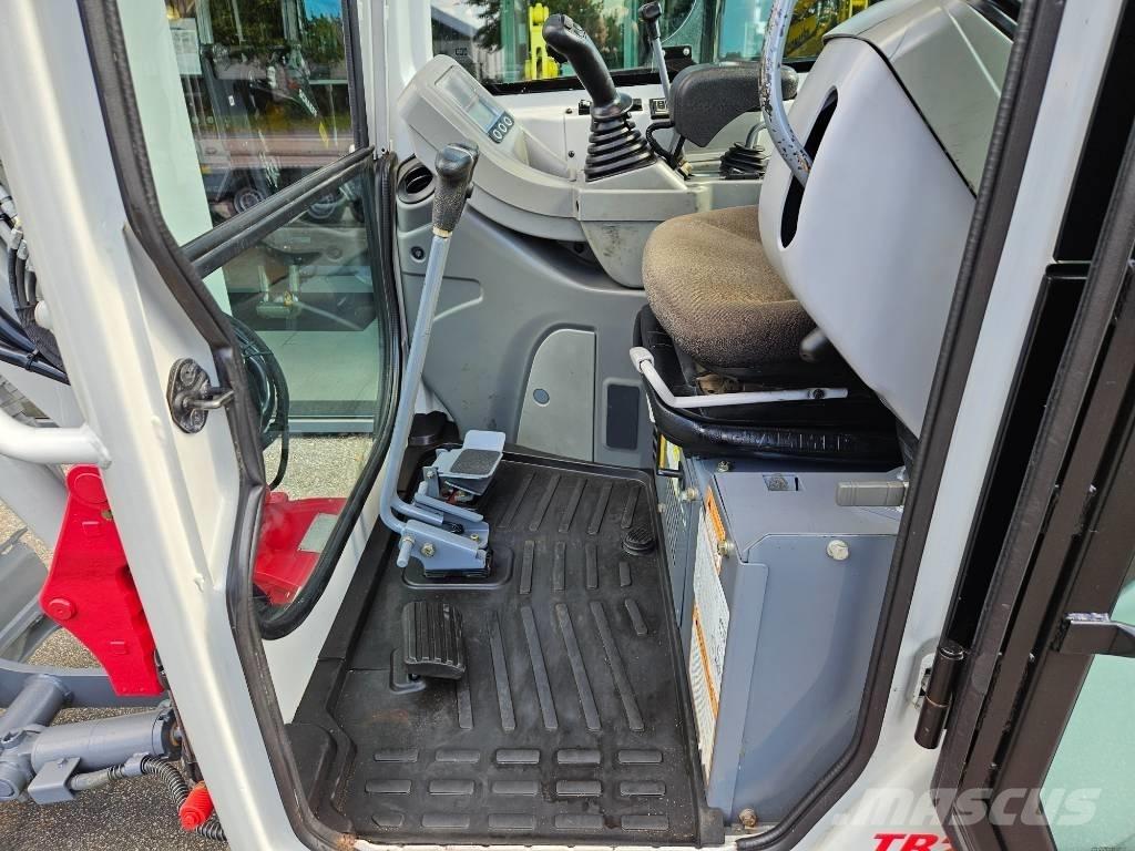 Takeuchi TB 225 Mini Excavators <7t (Mini Diggers)