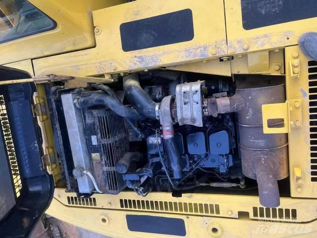 Komatsu PC120-6 Crawler Excavators