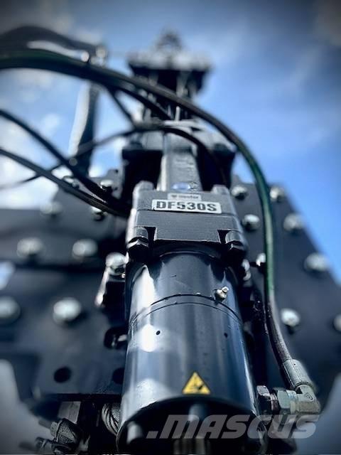 Bergex B3 Surface drill rigs