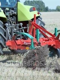 Kverneland CLG II Chisel Plows