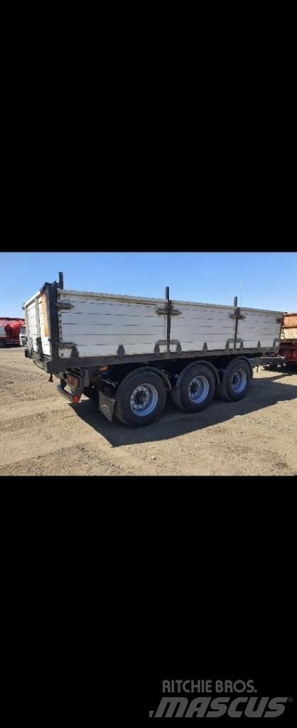 Briab 3 axlad Dump Trailers