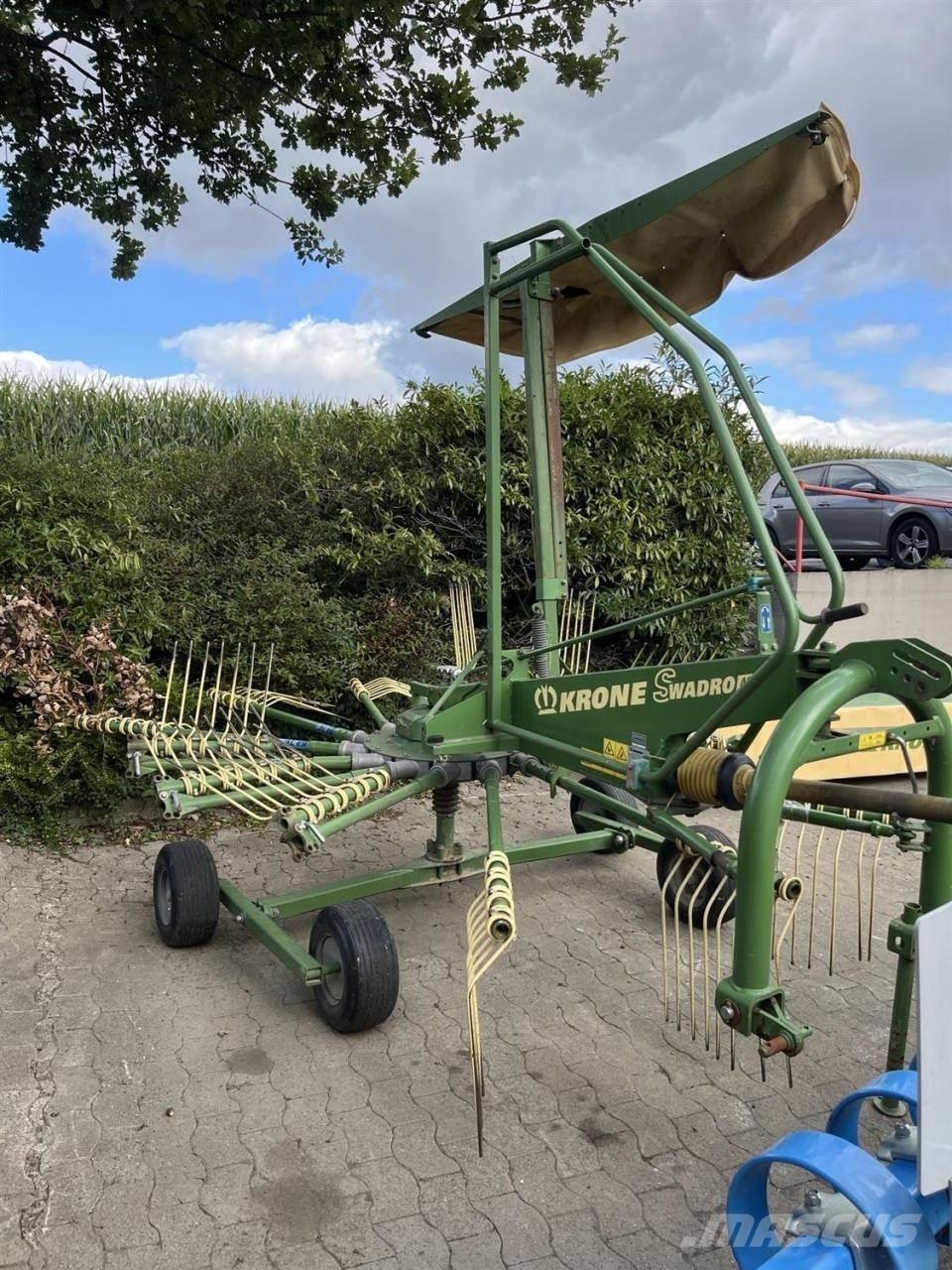 Krone SW 46 Swathers \ Windrowers