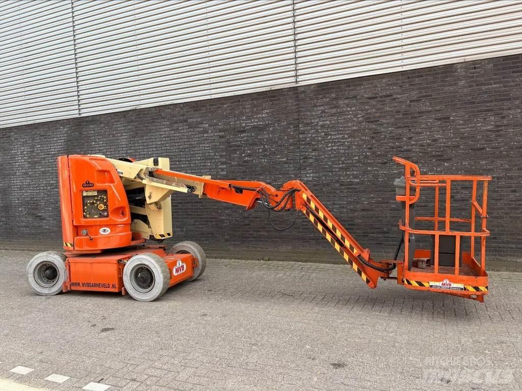 JLG E300AJP Articulated boom lifts