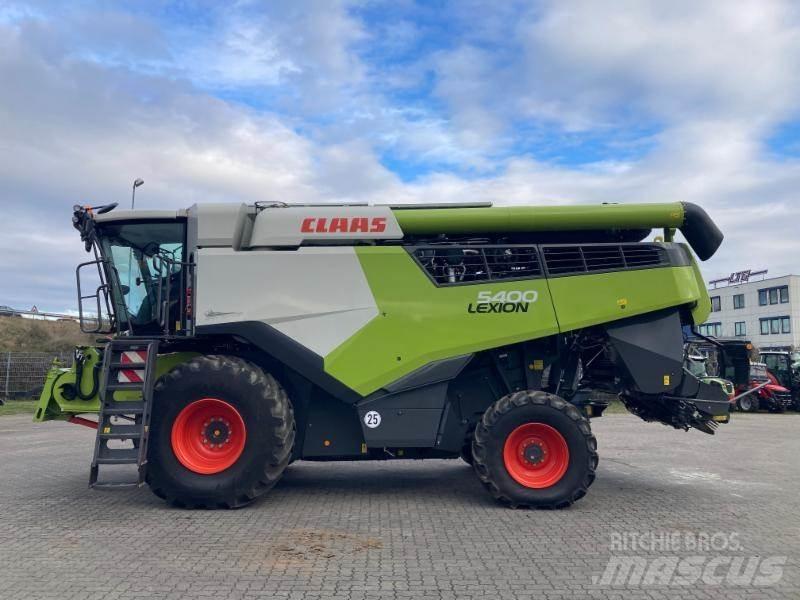 CLAAS LEXION 5400 Combine Harvesters