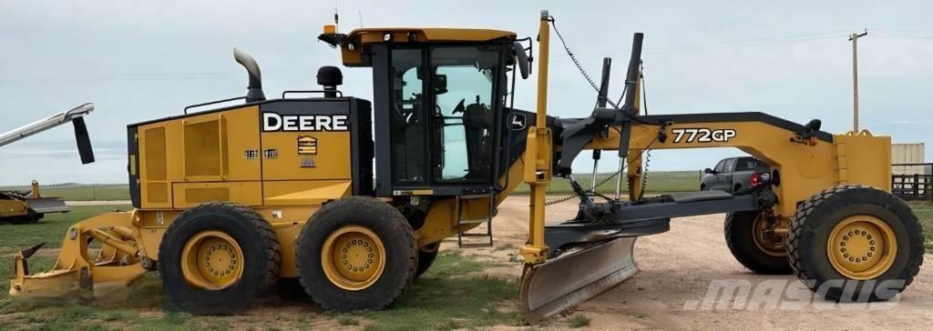 DEERE 772GP Motor Graders