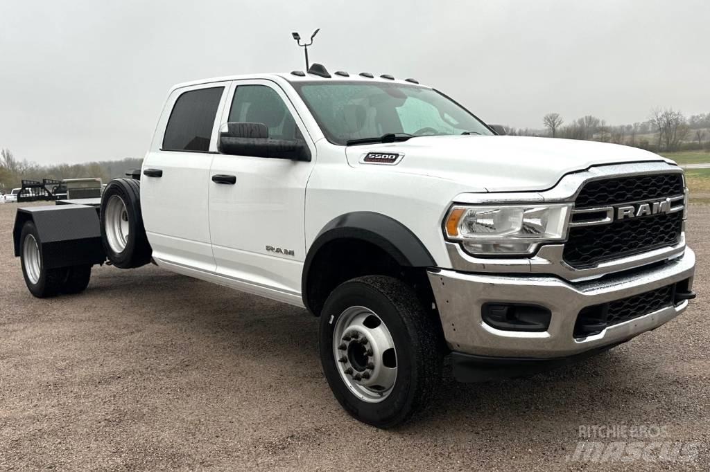 RAM 5500 TRADESMAN Cab & Chassis Trucks