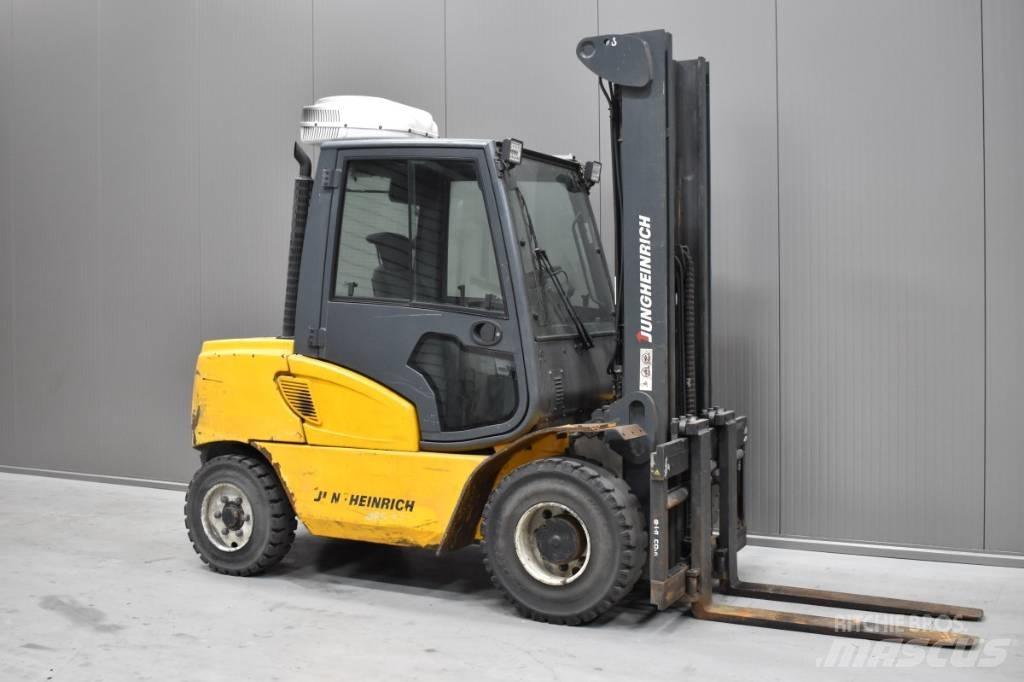 Jungheinrich DFG 550 Diesel Forklifts