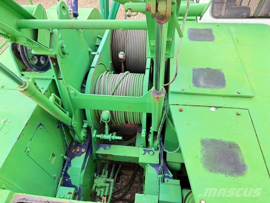 Kobelco BM 700 Crawler Cranes