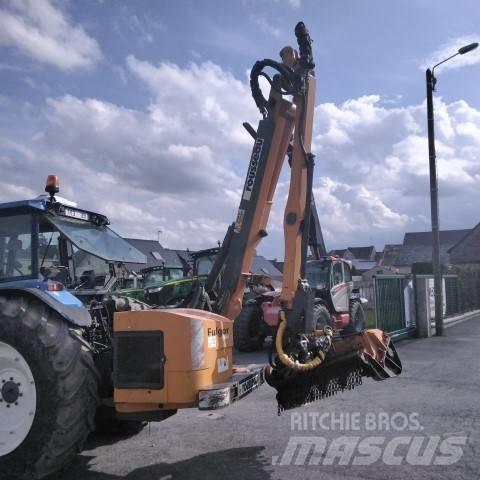 Rousseau FULGOR 850 Pasture Mowers And Toppers