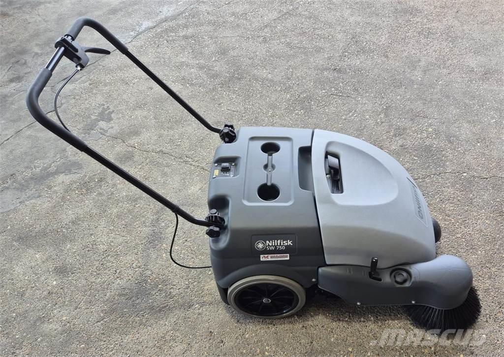 Nilfisk SW 750 Sweepers