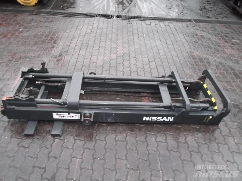 Nissan FD25 M-0441 Masts and booms