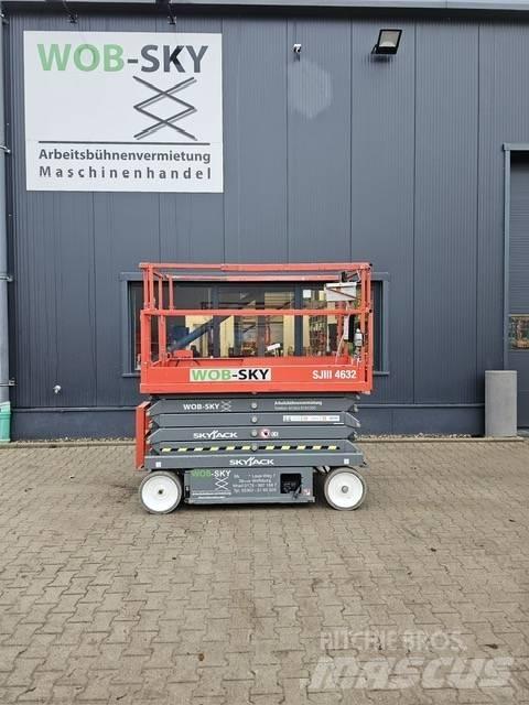 SkyJack SJ III 4632 Scissor Lifts