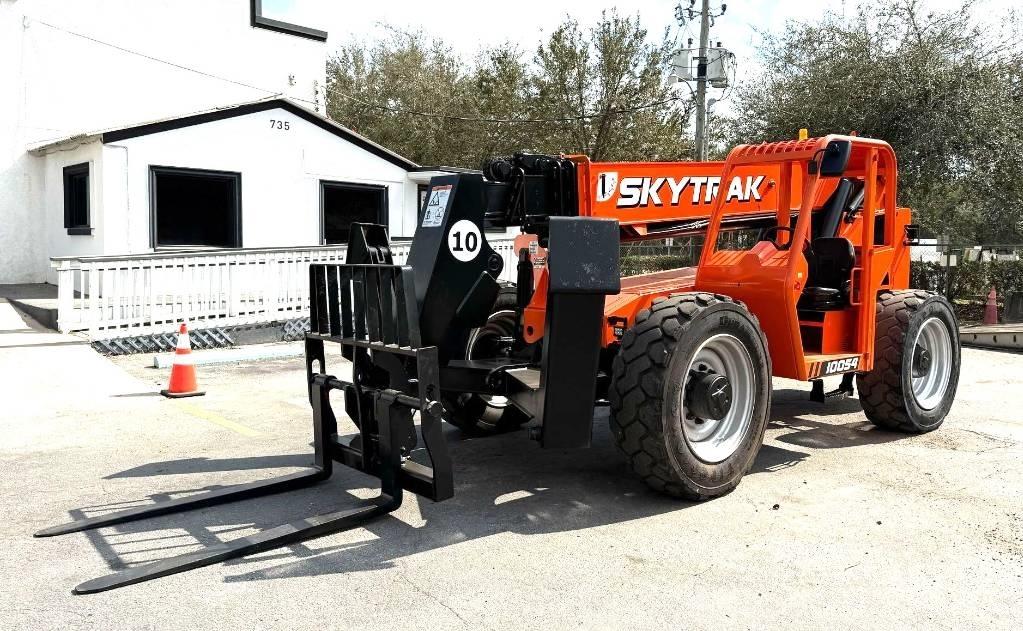 JLG 10054 Telescopic Handlers