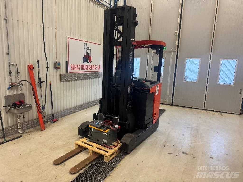 BT Toyota RRE 160 Reach trucks