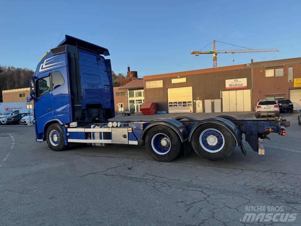 Volvo Fh 16 Cab & Chassis Trucks