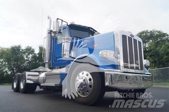 Peterbilt 389 Conventional Trucks / Tractor Trucks