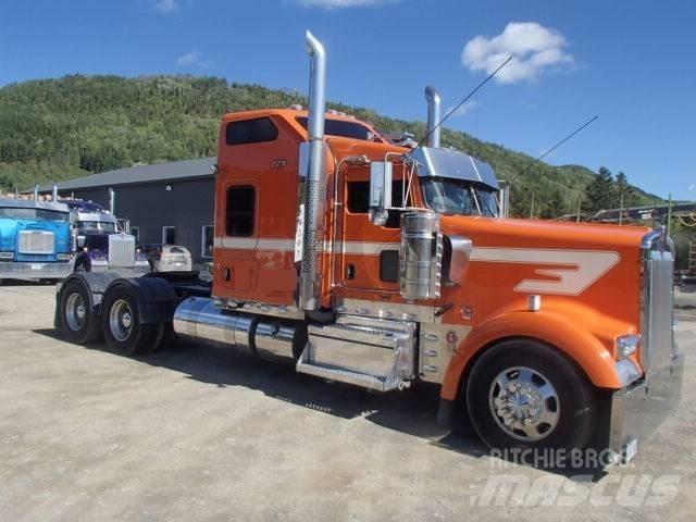 Kenworth W 900 L Conventional Trucks / Tractor Trucks