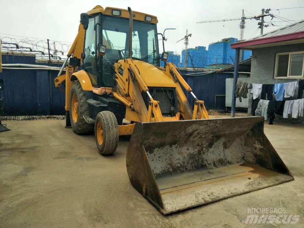 JCB 3CX Backhoe Loaders