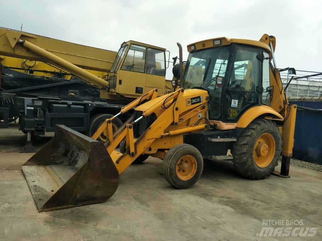 JCB 3CX Backhoe Loaders
