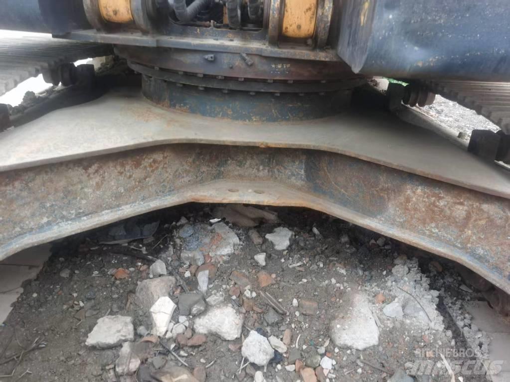 Hyundai 220lc-9s Mini excavators  7t - 12t