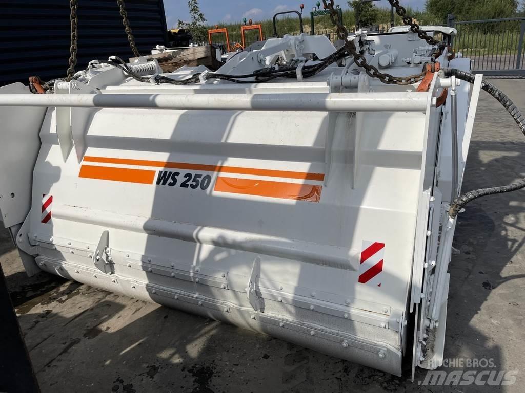 Wirtgen WS 250 Asphalt Recycling Equipment