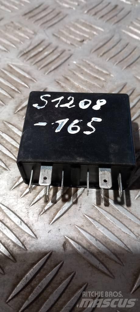 Scania 94 D.    1401788 Electronics