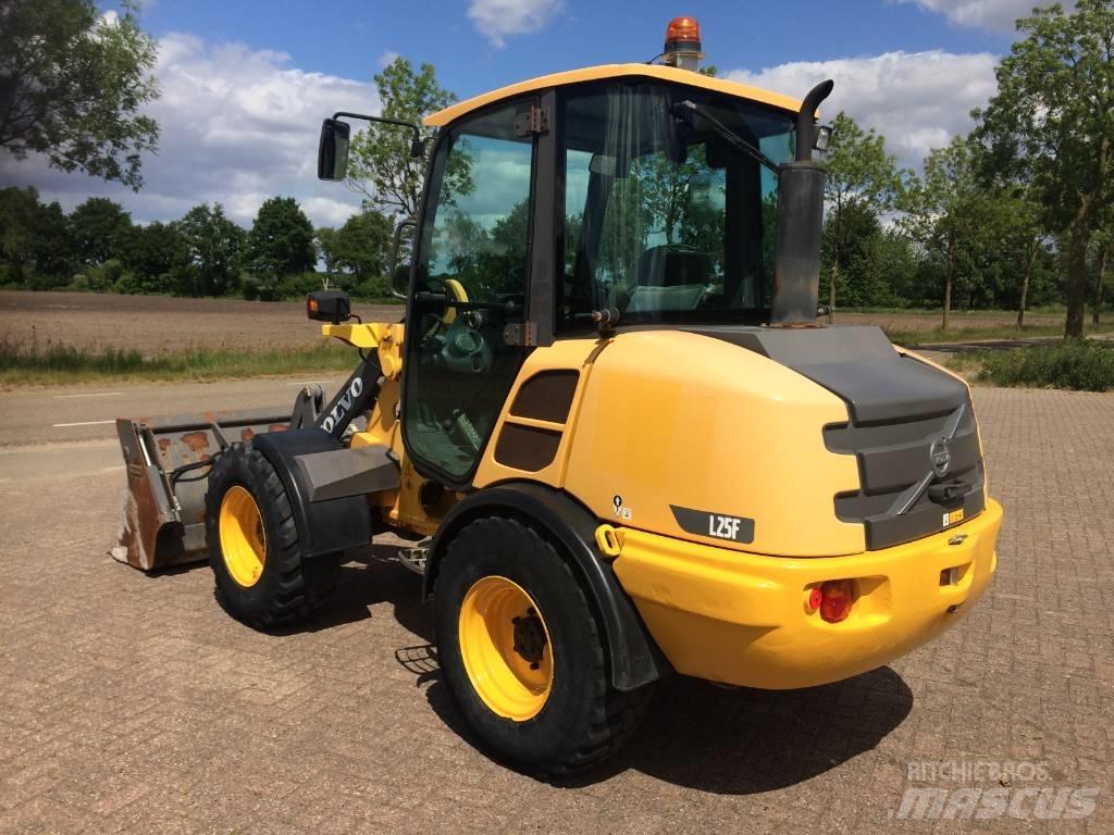 Volvo L 25 F Wheel Loaders
