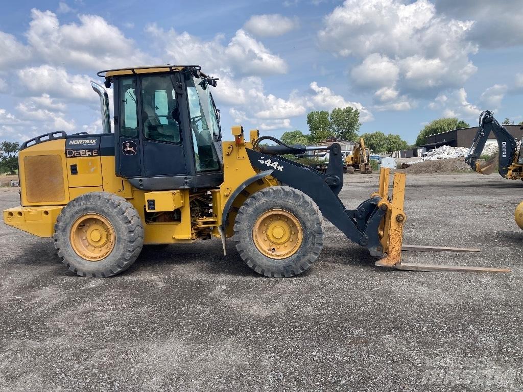 DEERE 444K Wheel Loaders
