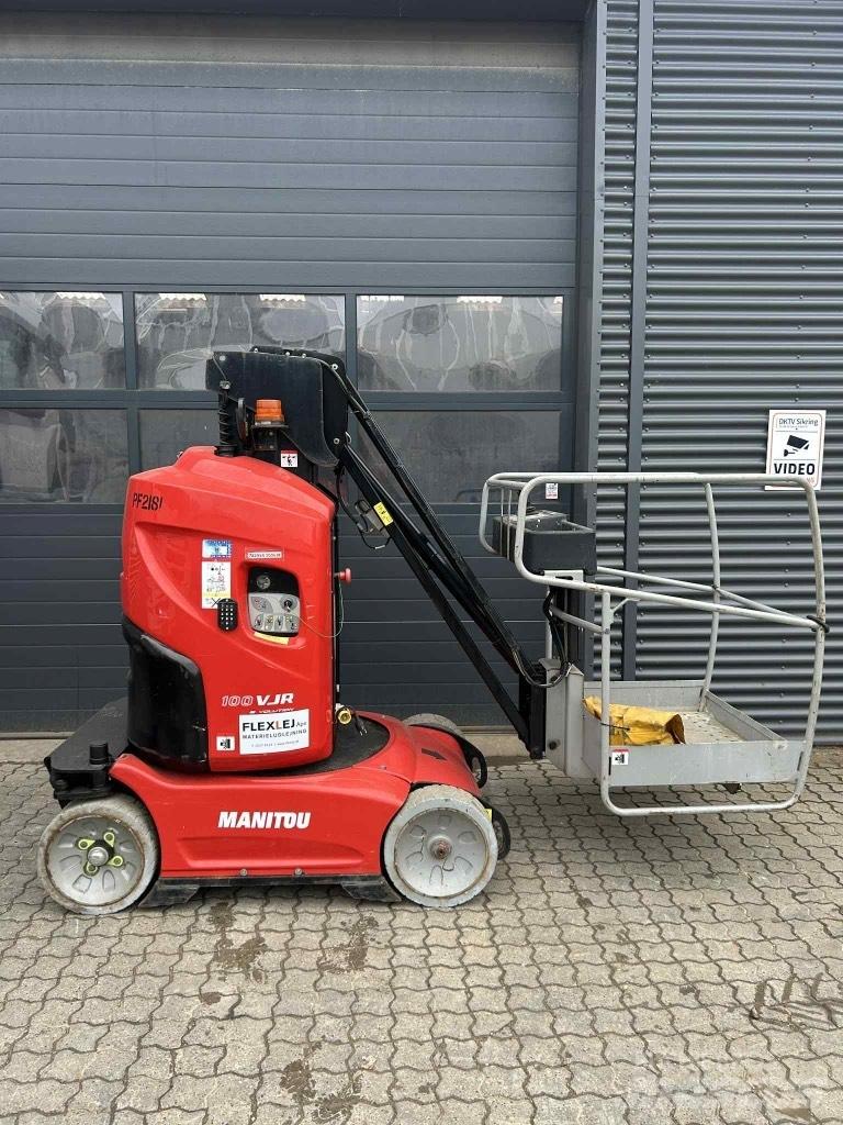 Manitou 100 VJR Vertical mast lifts