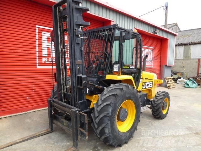 JCB 926 Rough Terrain Trucks