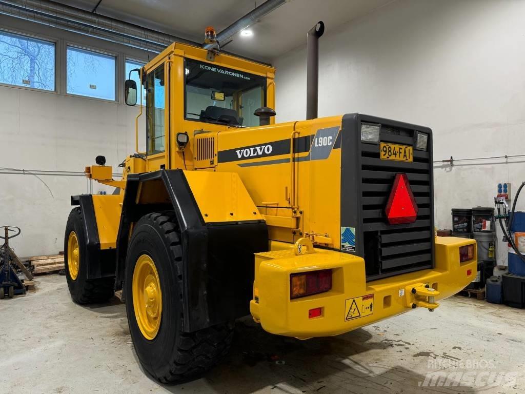 Volvo L 90C Wheel Loaders