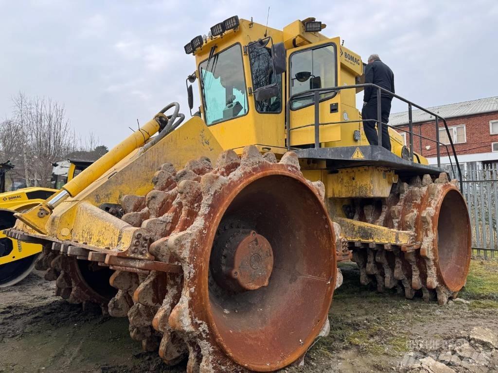 Bomag BC 972 RB-4 Landfill compactors