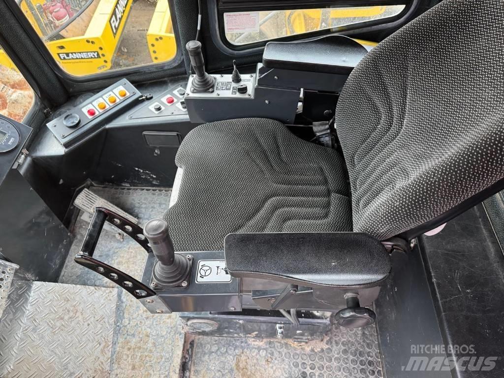 Bomag BC 972 RB-4 Landfill compactors