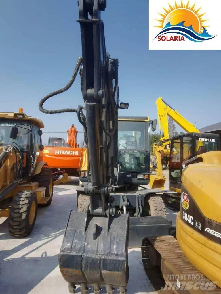 Hyundai R60W vs Mini Excavators <7t (Mini Diggers)