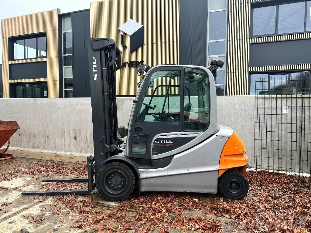 Still RX60-35/600 Electric Forklifts