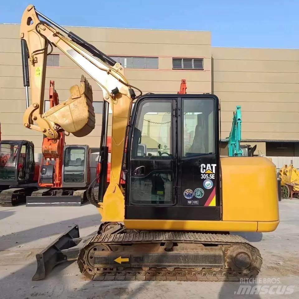 CAT 305.5 Mini Excavators <7t (Mini Diggers)