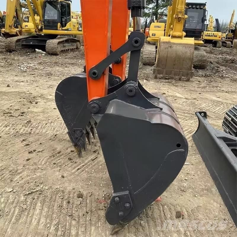 Doosan DX 80 Mini excavators  7t - 12t