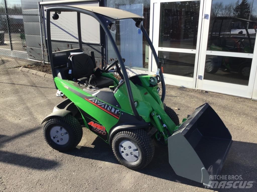 Avant 225 Utility Machines