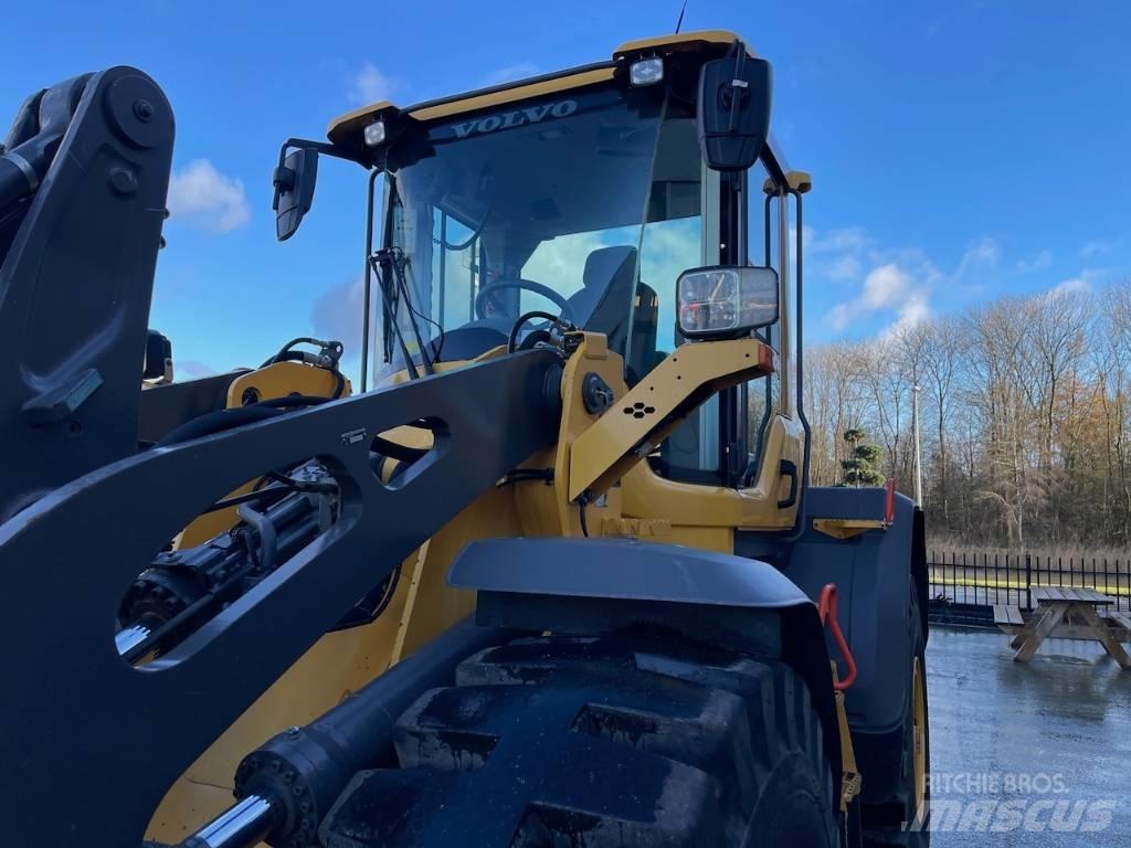 Volvo L 90 H Wheel Loaders