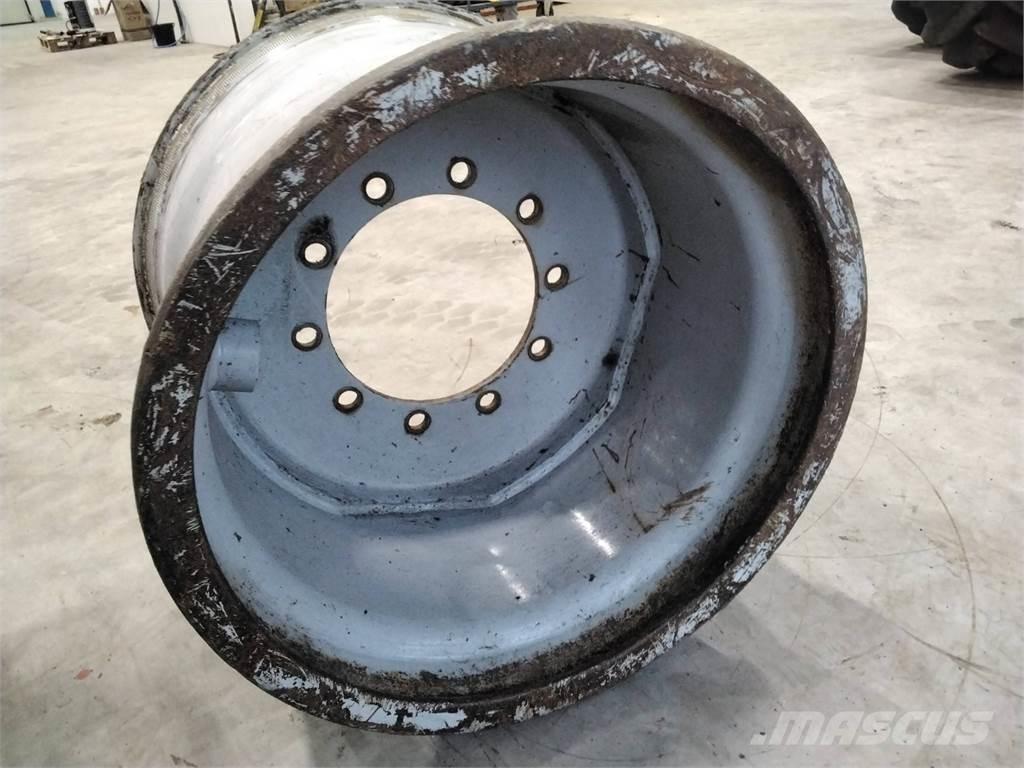 Valmet 890 20x26,5 Tires, wheels and rims