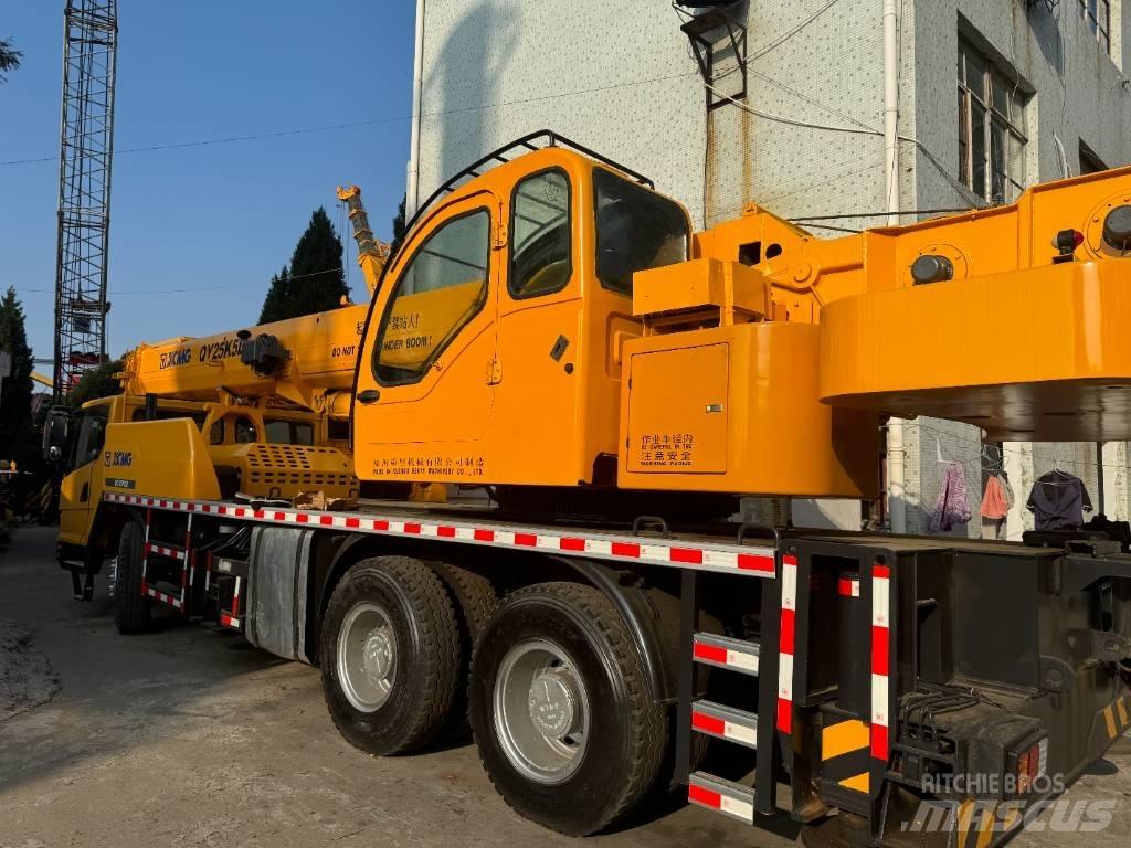 XCMG QY 25 K Mobile and all terrain cranes