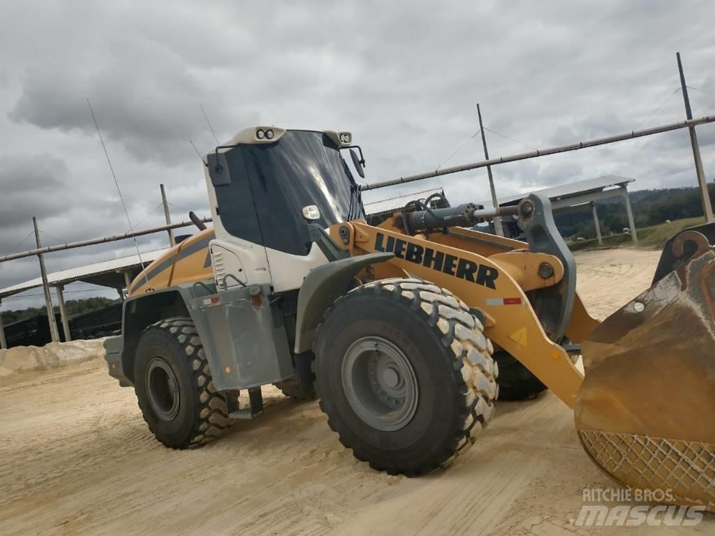 Liebherr L556 Wheel Loaders