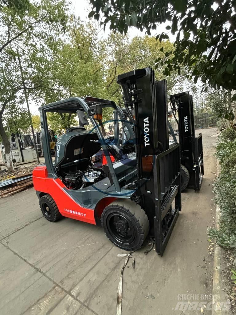 Toyota FDZN 30 Diesel Forklifts